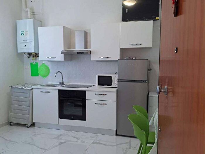 Appartamento bilocale in affitto in via mastacchi, Pontino Bastia, Livorno
