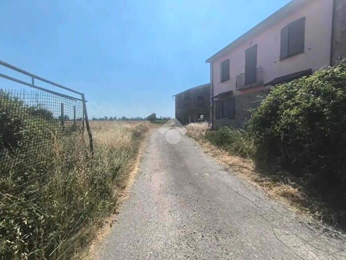 Casa trilocale in vendita in Strada della Resega, Piacenza