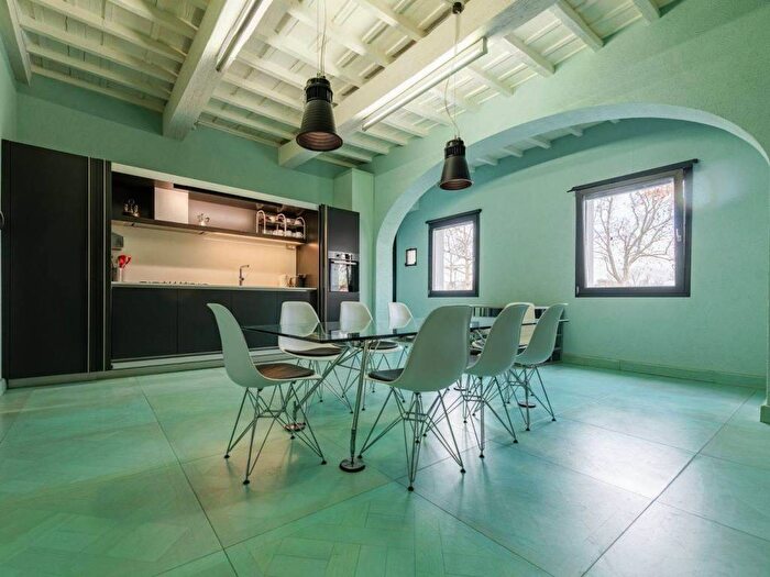 Appartamento con 5 locali in affitto in Ponte alla Vittoria, Firenze