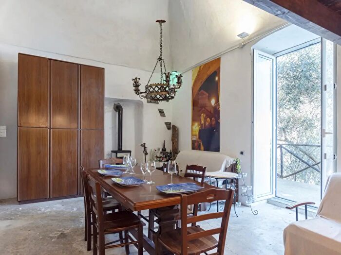 Casa trilocale in vendita in Via Ercolano Marini, Amalfi