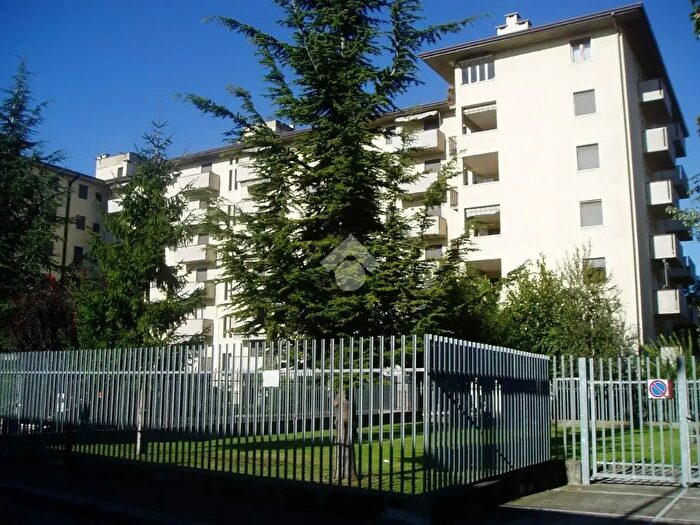 Appartamento bilocale in affitto in Via S Giovanni Lupatoto, Verona