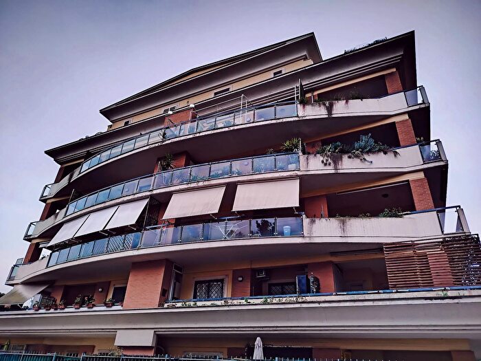 Appartamento bilocale in vendita in Via Federico Fellini, Pomezia