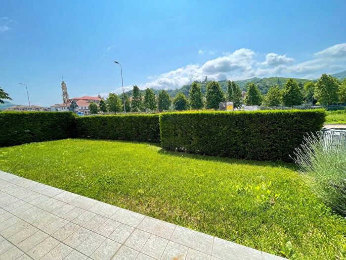 Appartamento trilocale in vendita in Santo Stefano Belbo