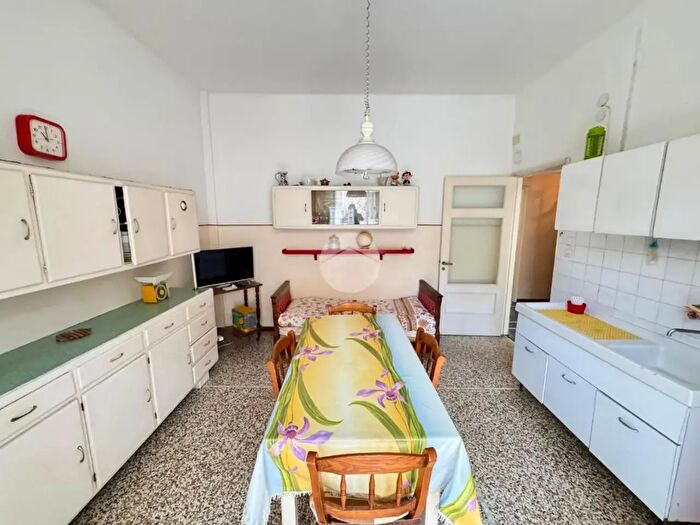 Appartamento trilocale in vendita in Via Monsignor Salvatore Vattuone, Sestri Levante