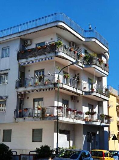 Appartamento con 6 locali in vendita in Via Boccio Snc, Nola