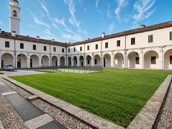 Appartamento trilocale in affitto in Contrà Santa Caterina, Vicenza