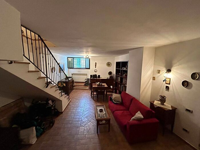 Appartamento quadrilocale in vendita in Siena