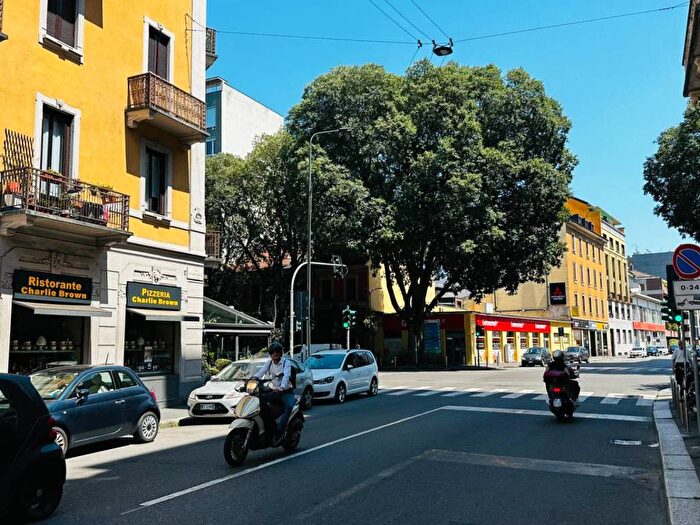 Appartamento trilocale in affitto in Via Spartaco, Montenero, Milano