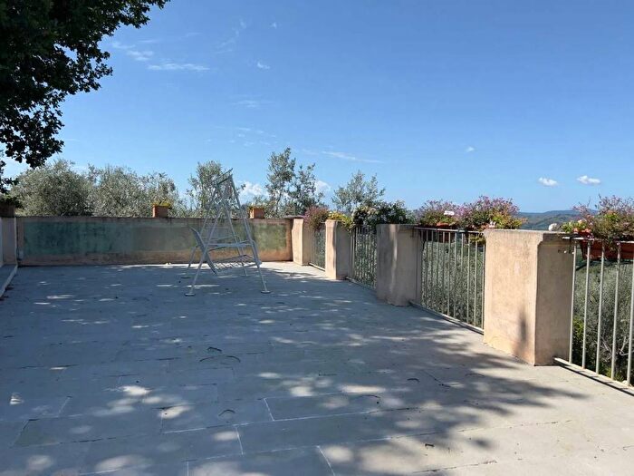 Appartamento quadrilocale in affitto in Via Roma, Osteria Nuova, Bagno a Ripoli