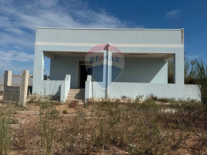 Casa con 7 locali in vendita in Cda Ciappa Granelli Snc, Pachino