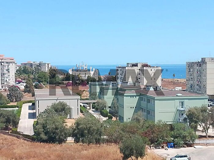 Appartamento con 5 locali in vendita in Via Algeri, Siracusa