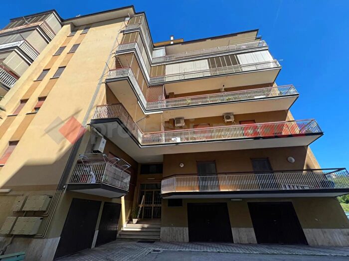 Appartamento trilocale in vendita in Viale Europa Snc, Cassino