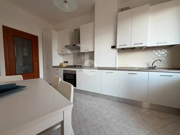 Appartamento trilocale in affitto in Scalinata Cernaia, La Spezia