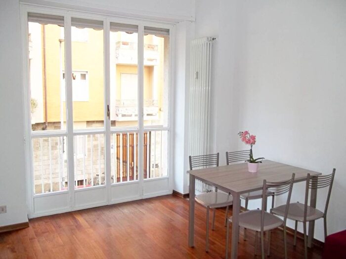 Appartamento bilocale in affitto in Via Pallanza, Vanchiglietta, Torino