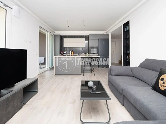 Appartamento trilocale in vendita in Via C Cerioli Verde, Seriate