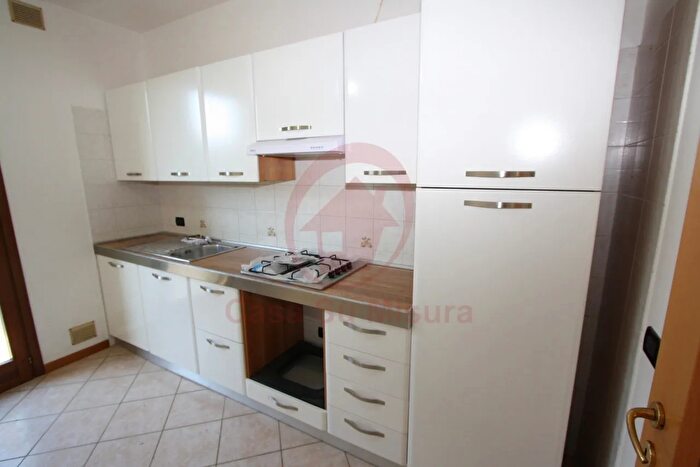 Appartamento trilocale in vendita in Via Arrigo Boito, Saonara