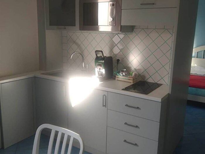 Appartamento bilocale in affitto in Viale Giuseppe Verdi, Arbostella Arechi, Salerno