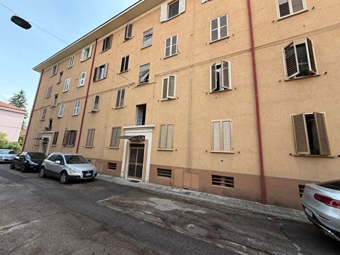 Appartamento trilocale in vendita in Via Giovanni XXIII, Terni