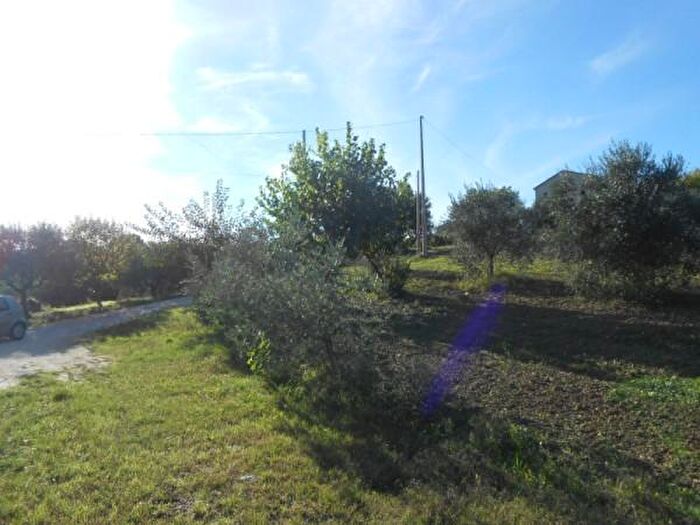 Casa quadrilocale in vendita in Serra, San Marcello