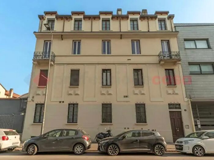 Appartamento trilocale in vendita in Via Watt, Milano