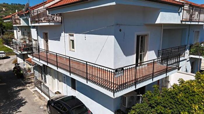 Appartamento trilocale in vendita in Via Madonna del Carmine, Agropoli