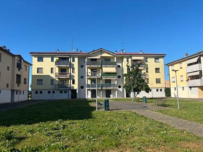 Appartamento bilocale in affitto in Piazza Massimo Pianforini, Corcagnano, Parma