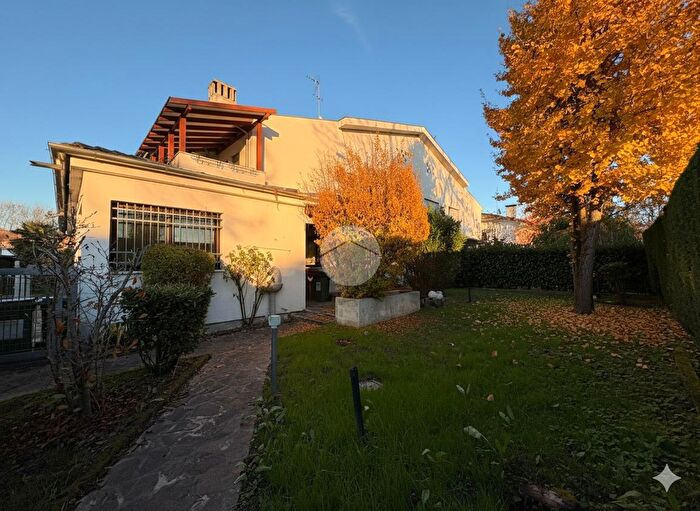 Casa con 5 locali in vendita in Via Paganini, Vigonza