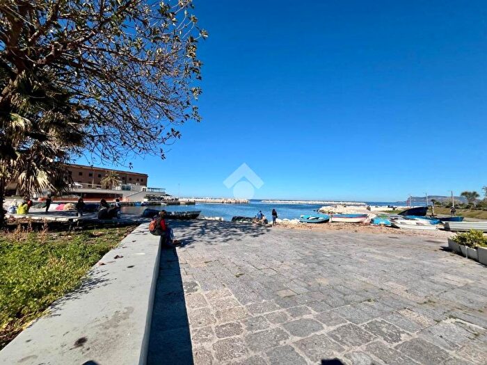 Appartamento bilocale in affitto in Via ponte di mare, SantErasmo, Palermo