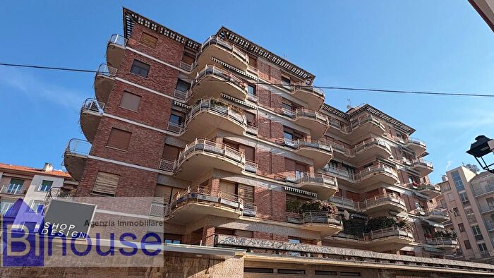 Appartamento con 5 locali in vendita in Via Pietro Volpi, Biella