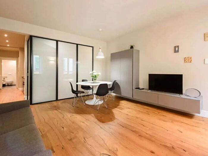 Appartamento monolocale in affitto in Via dei Pepi, Firenze