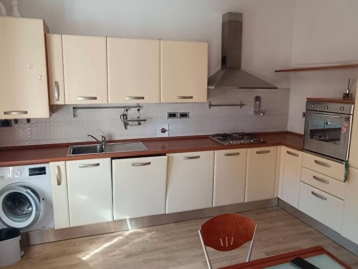 Appartamento trilocale in affitto in Via Ludovico Ariosto, Centro Marullina, Casalecchio di Reno