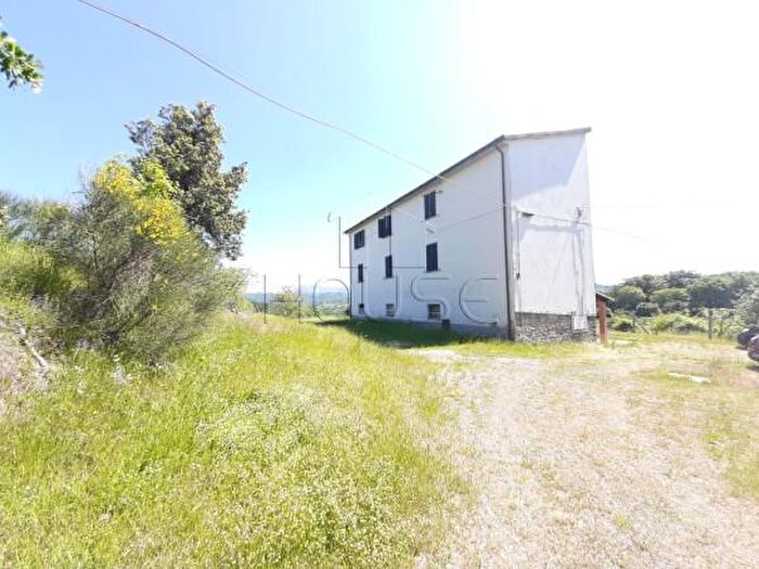 Appartamento con 6 locali in vendita in Caipatrignani, Pietralunga