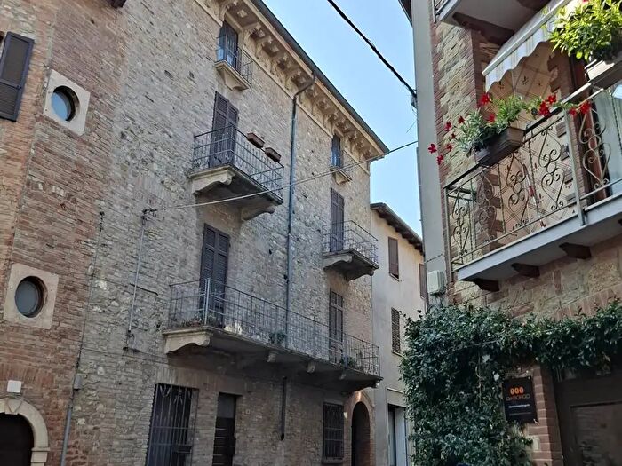 Appartamento trilocale in vendita in Castell'Arquato
