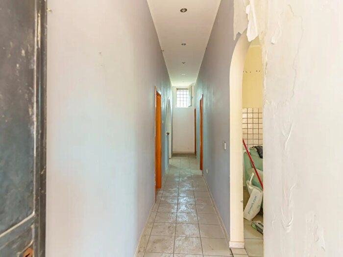 Appartamento trilocale in vendita in Via Palermo, Catania