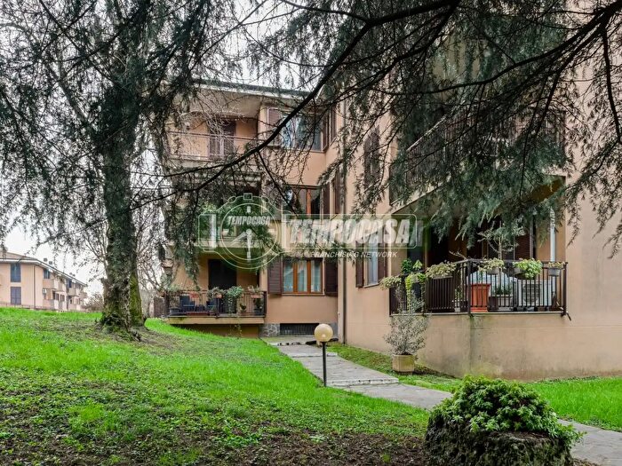 Appartamento bilocale in vendita in Piazza San Francesco, Liscate