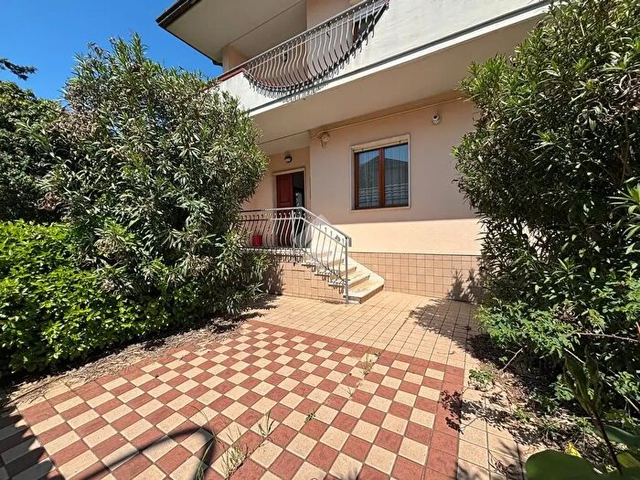 Appartamento quadrilocale in vendita in Via Benedetto Croce, Penna Sant'Andrea