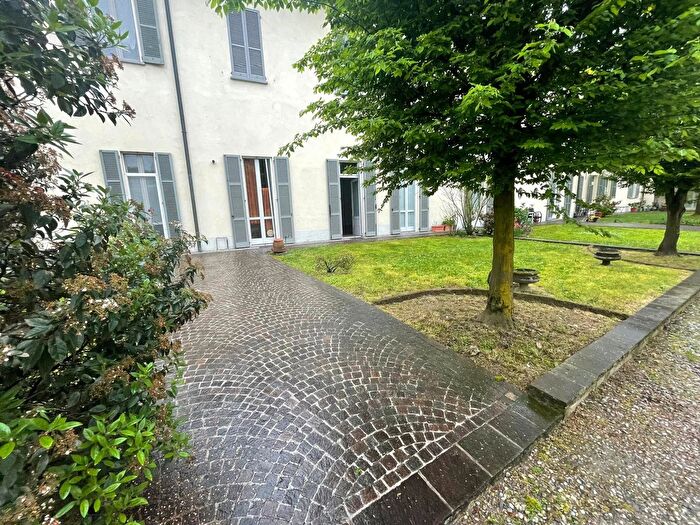 Casa quadrilocale in vendita in Piazza Maggiore, Salerano Sul Lambro