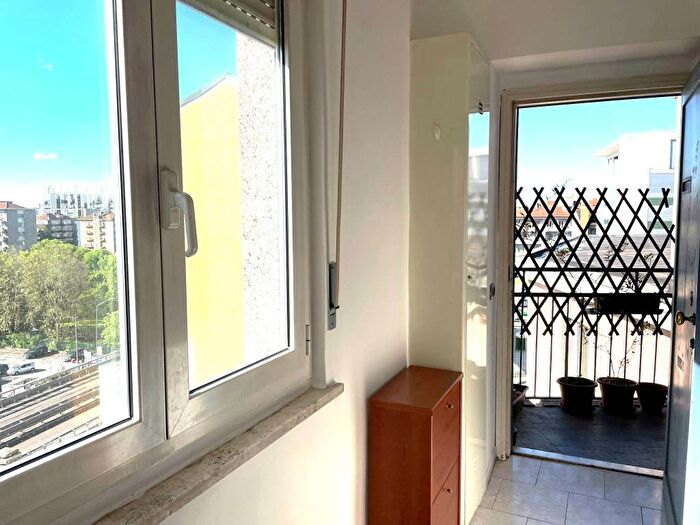 Appartamento bilocale in affitto in Viale Certosa, Certosa, Milano