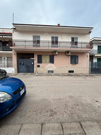 Appartamento trilocale in vendita in Via Po, Caivano
