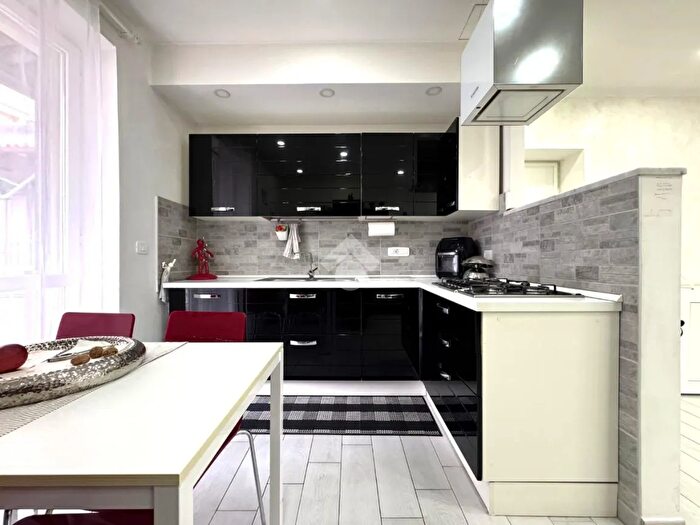 Appartamento quadrilocale in vendita in Vicolo dellArco, Chivasso