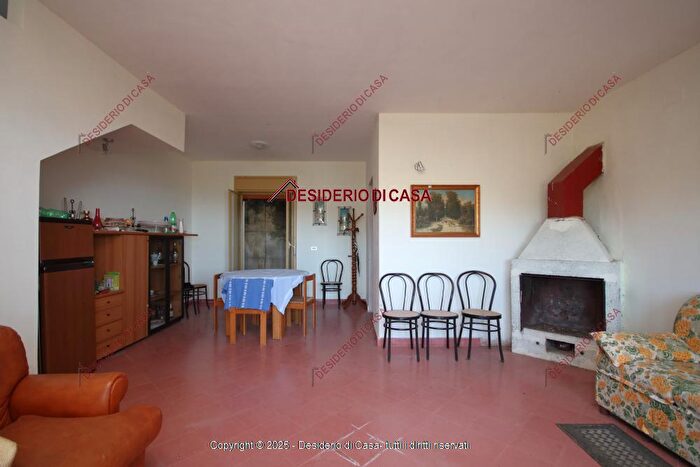 Casa trilocale in vendita in Contrada Ferla Cefalù Pa Italia, Cefalu