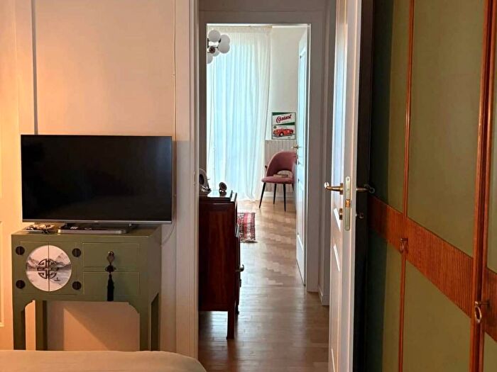 Appartamento trilocale in affitto in Via Giuseppe Ripamonti, Vigentino Fatima, Milano