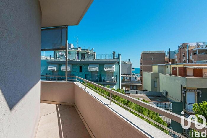 Appartamento bilocale in vendita in Via Battisti, Gabicce Mare