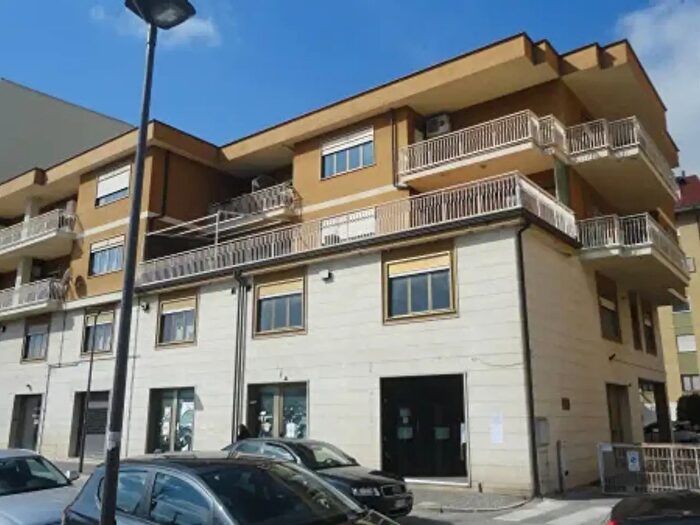 Appartamento quadrilocale in vendita in Corso Giuseppe Garibaldi, Isernia