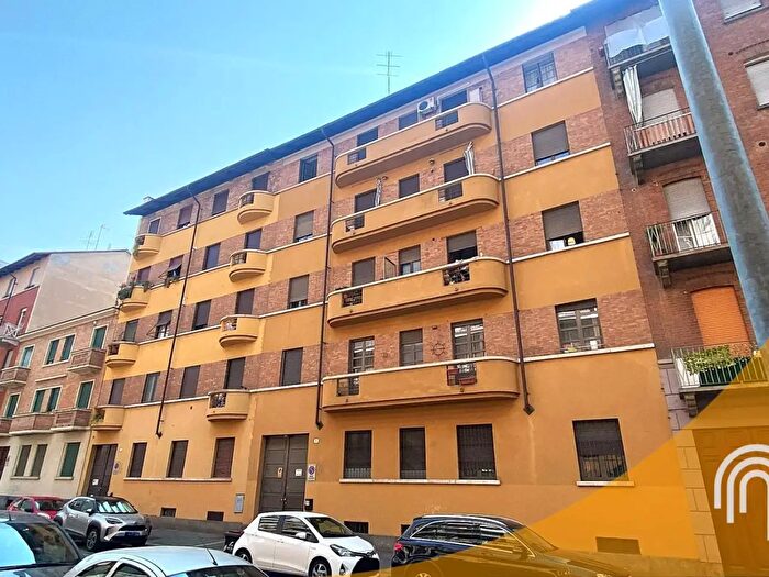 Appartamento trilocale in vendita in Via Domenico Tibone, Torino