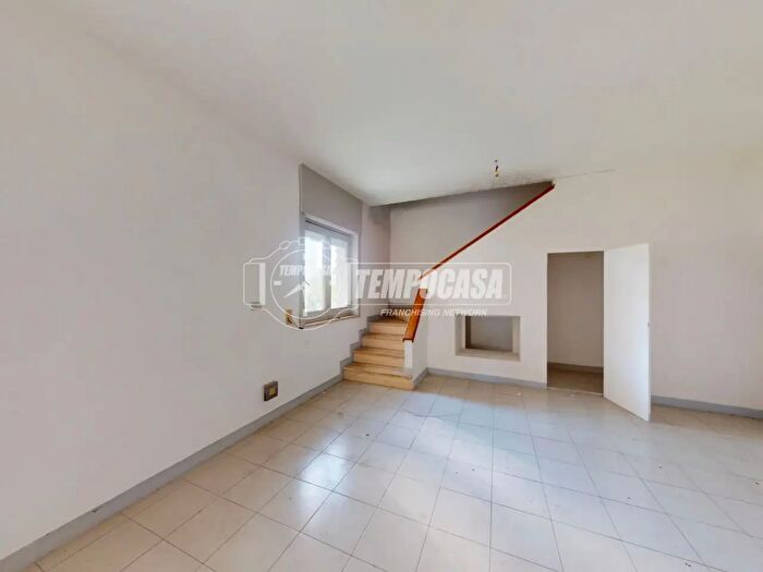Appartamento quadrilocale in vendita in Via Umberto I, Novoli