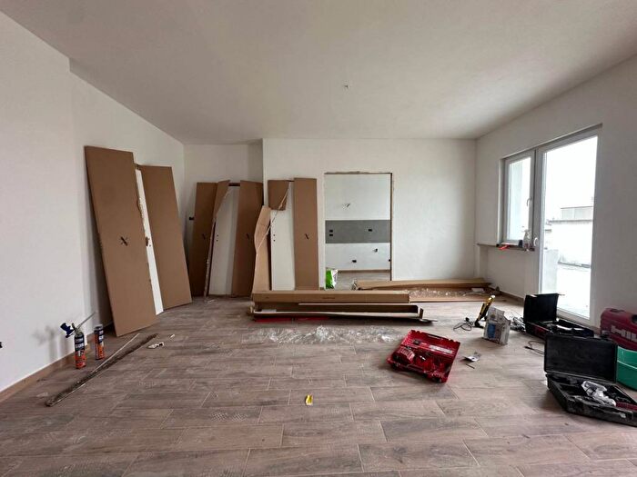 Appartamento trilocale in affitto in Strada Provinciale Torretta, Centro, Legnago