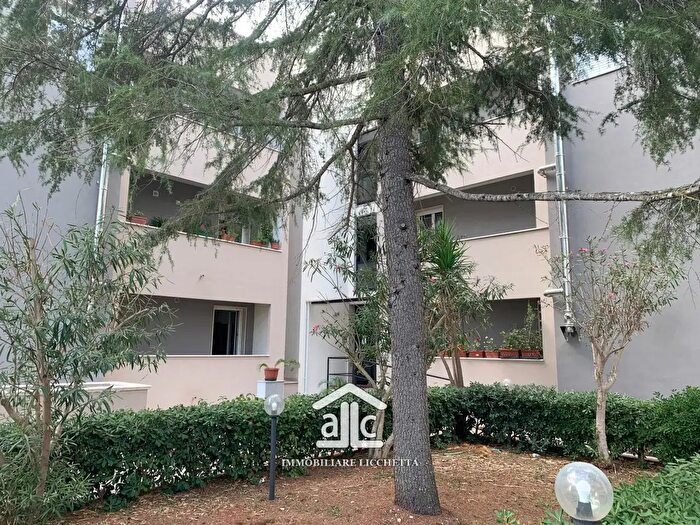 Appartamento quadrilocale in vendita in Via Lecce, Lizzanello