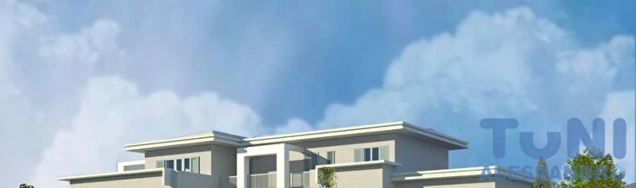 Appartamento con 5 locali in affitto in Empoli