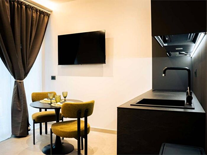 Appartamento monolocale in affitto in Via dellArsenale, Via Roma, Torino